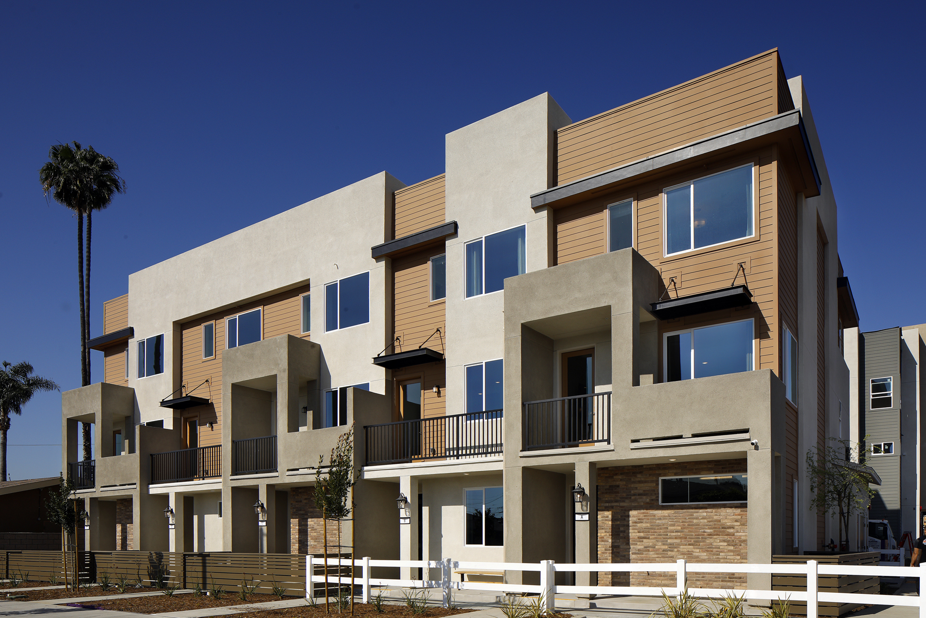 0012 4003 Valley Oak Lane