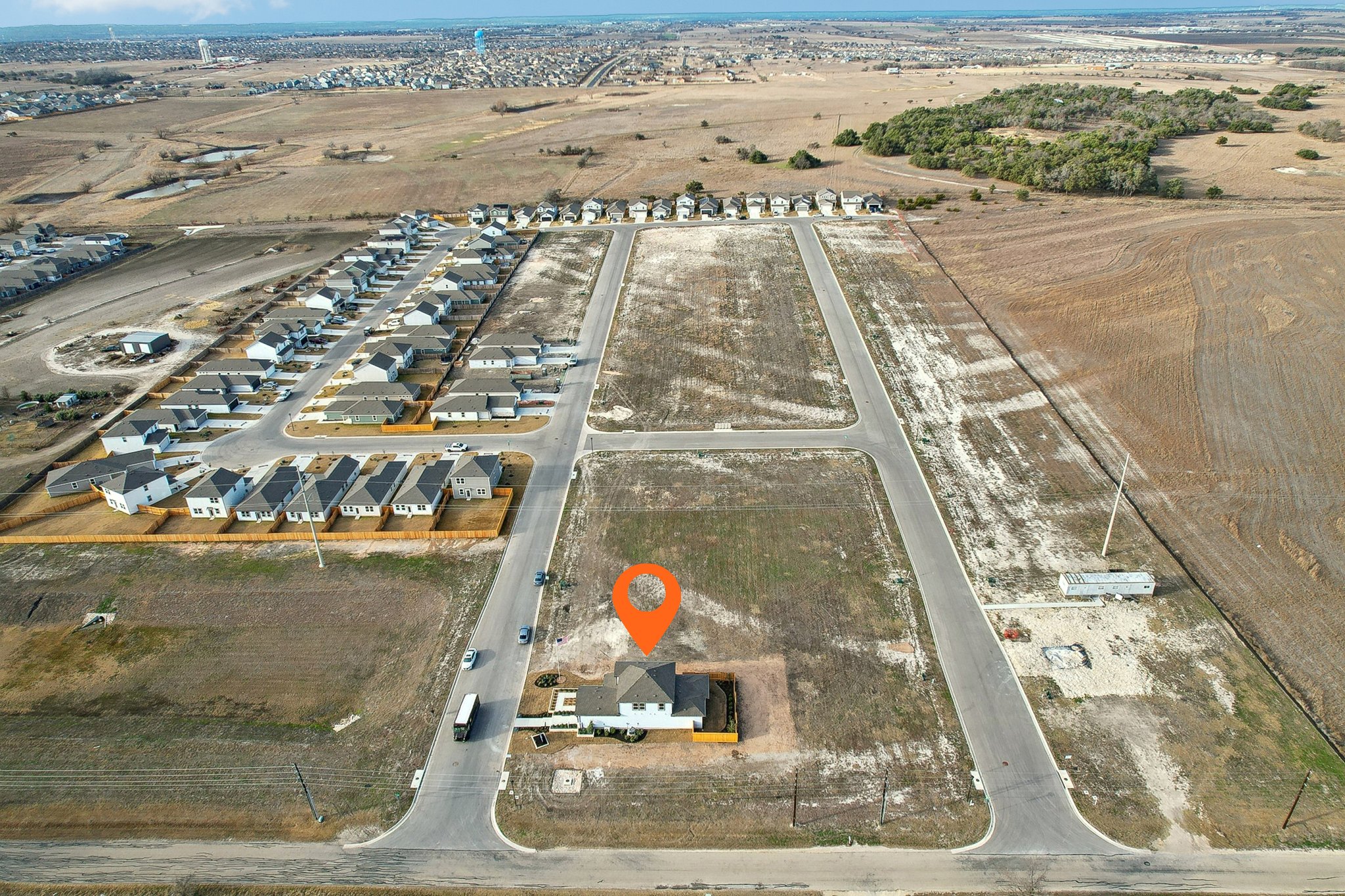 A highway with many cars.